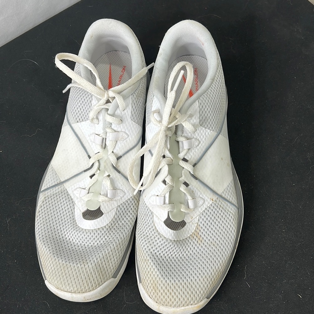 Nike golf shoes